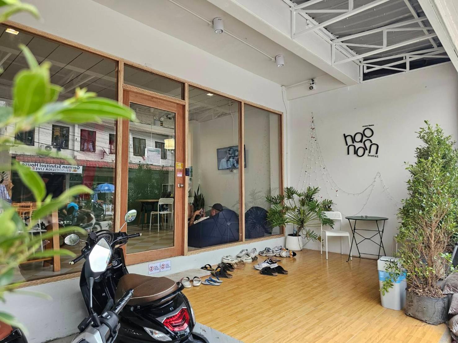 Hao Norn Hostel Thongsala Exterior foto